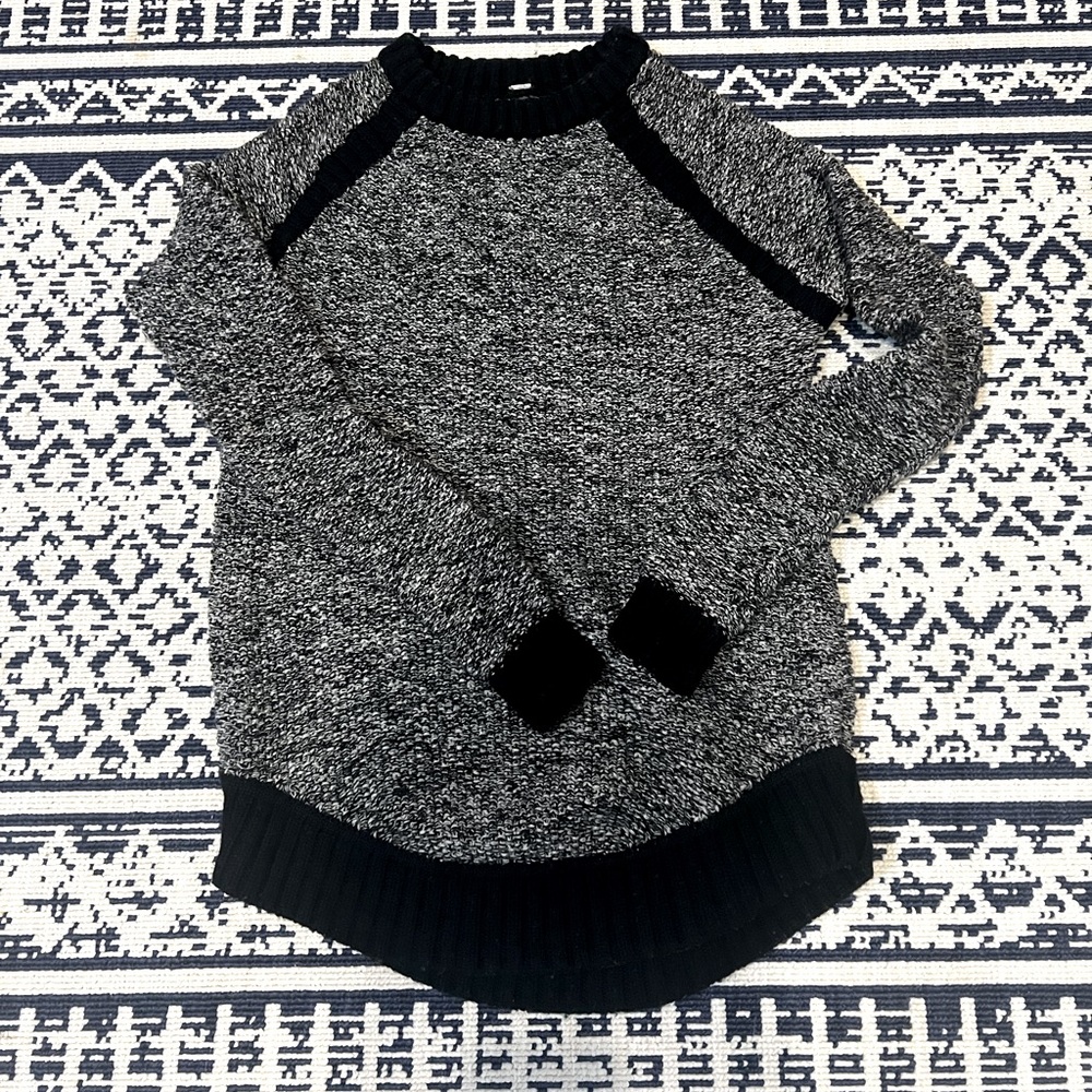 Lululemon heavy sweater